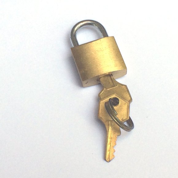 3/4" wide Small gold brass metal padlock with key for storage or travel - Picture 4 of 7